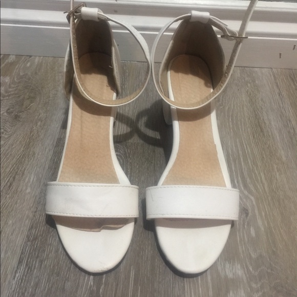 White wedged heels - Picture 3 of 3